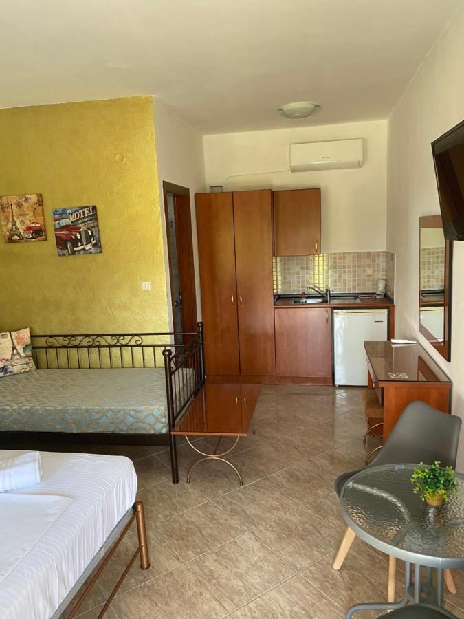 Guesthouse Anestis Ángistron Eksteriør billede